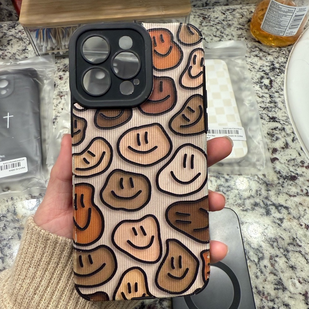iphone 14 Pro Max cases - Picture 5 of 6